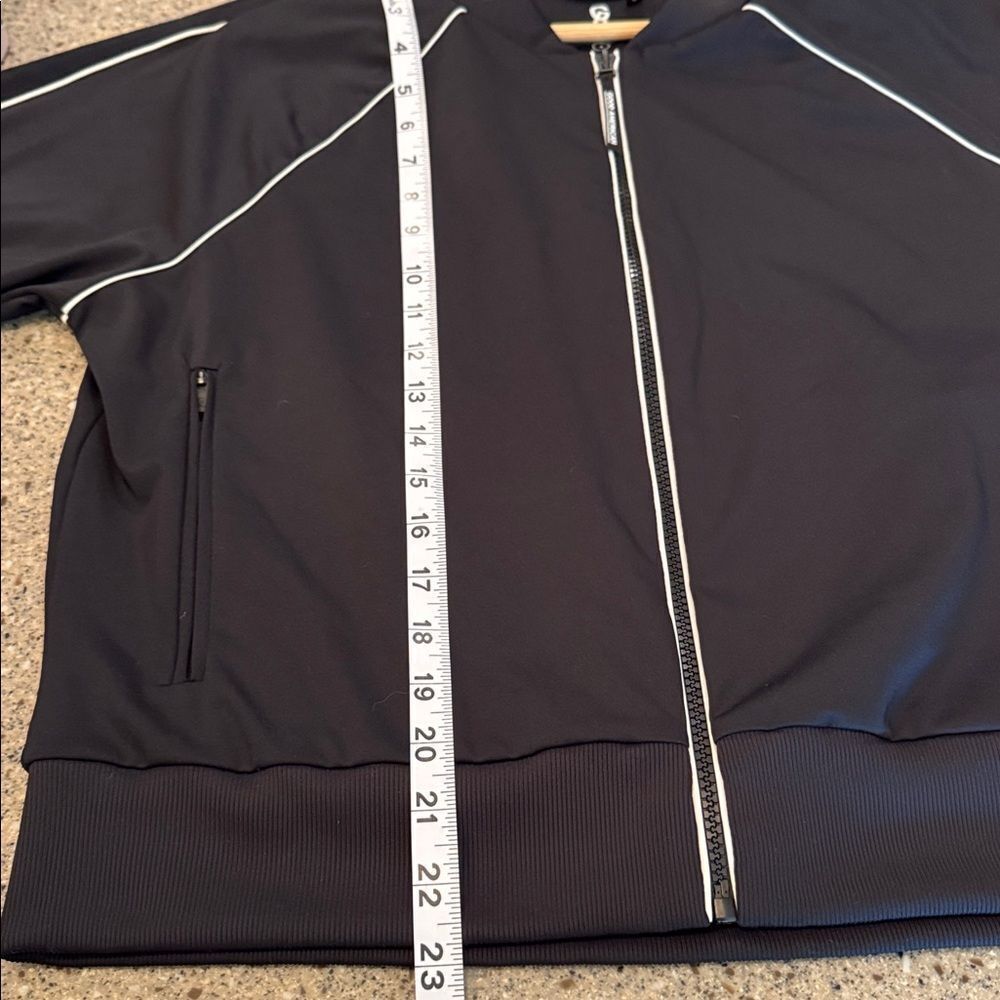 GOOD AMERICAN Performance Jacket - Picture 6 of 10